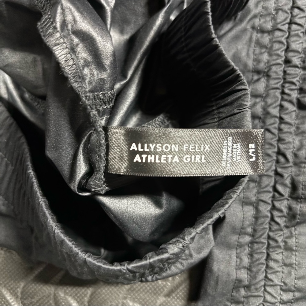 Athleta Girl Allison Felix Black Windbreaker Jacket Youth L 12 - Picture 9 of 12